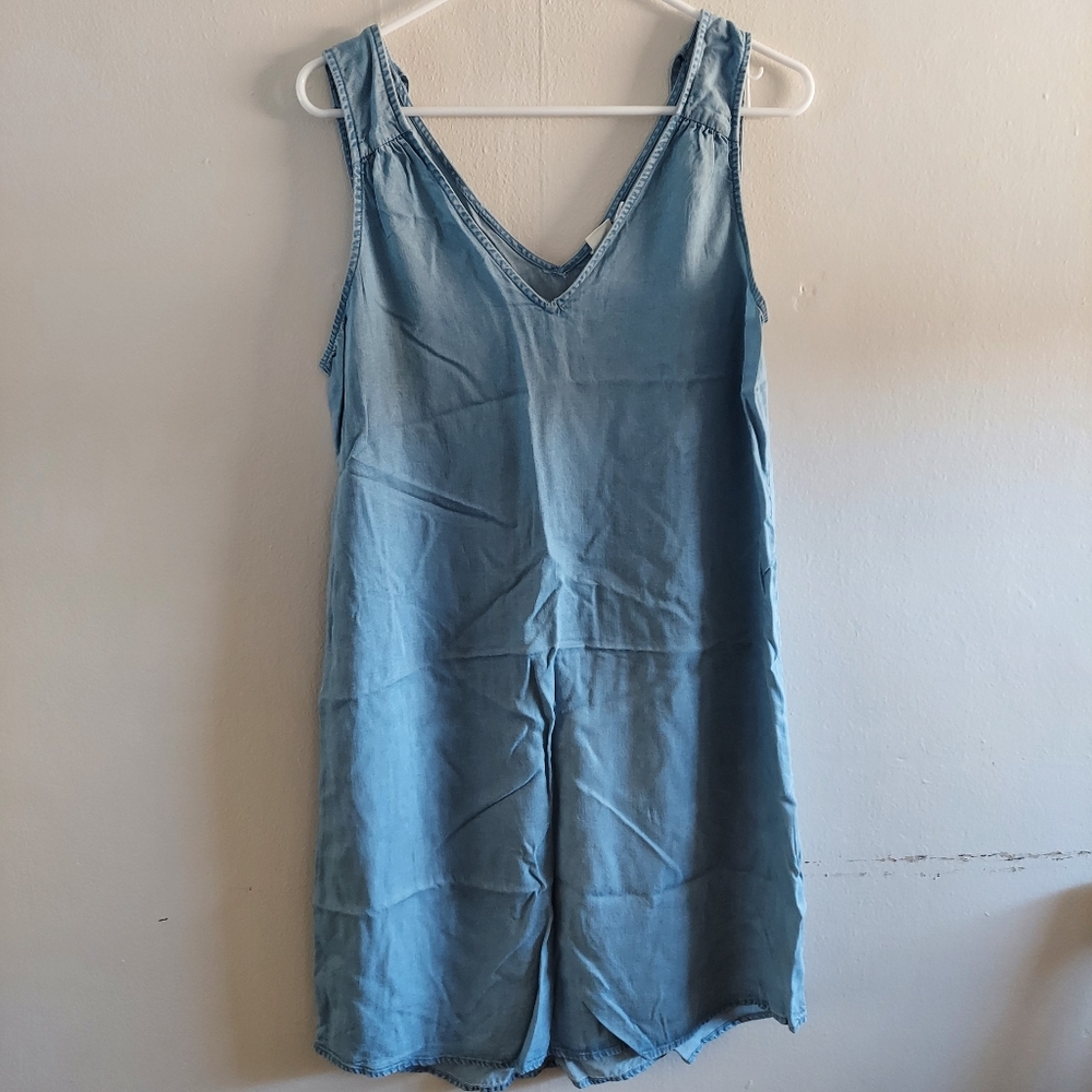GAP dress
